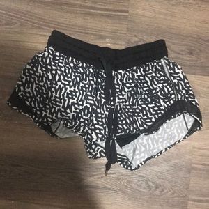 Lululemon hotty hot shorts